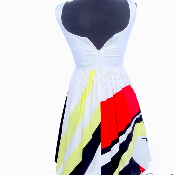 Prada white swirl print - Picture 2 of 14